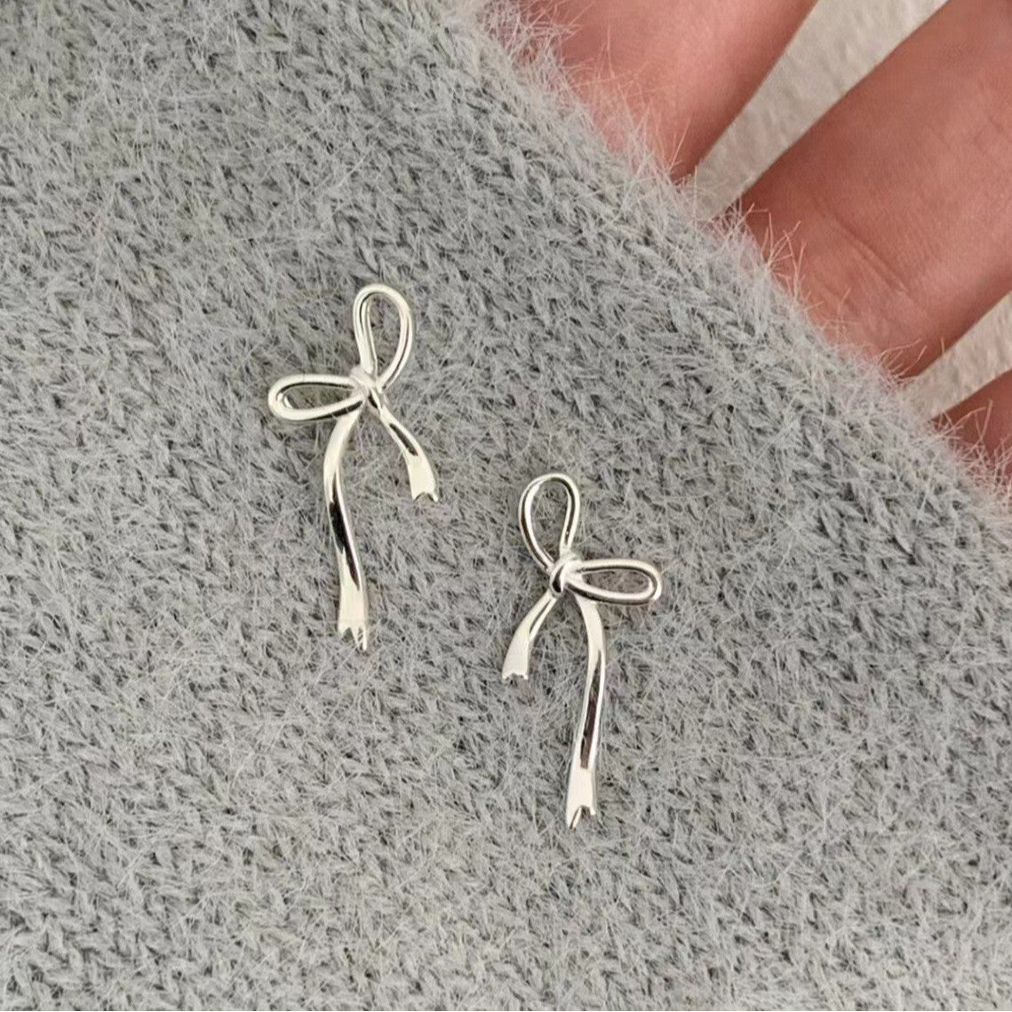 Perry Delicate Bowknot Studs