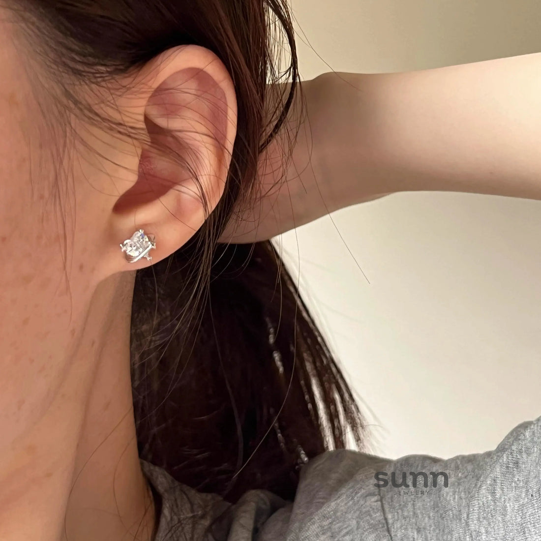 Persephone Shooting Star Stud Earrings