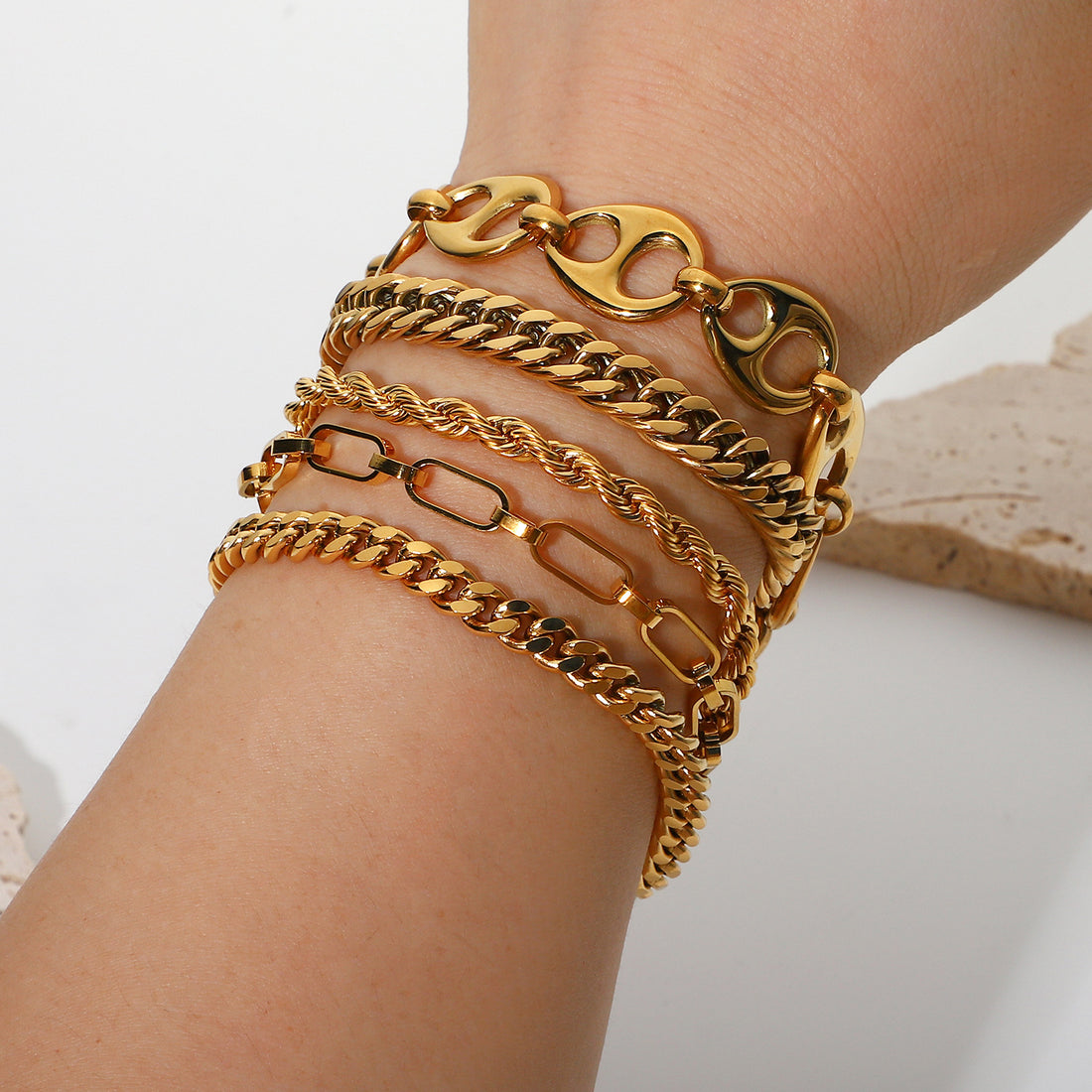 Pessy Gold Layered Bracelet Set [EK4G60HE]