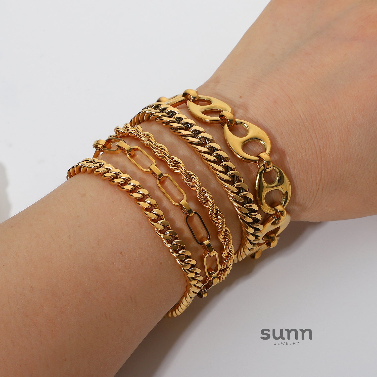 Pessy Gold Layered Bracelet Set [PQXA14XX]