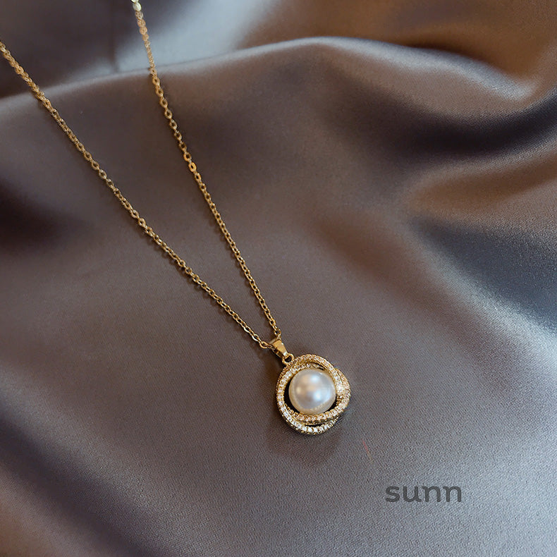 Phoenix Pearl Heart Pendant Necklace [86QVHXVG]