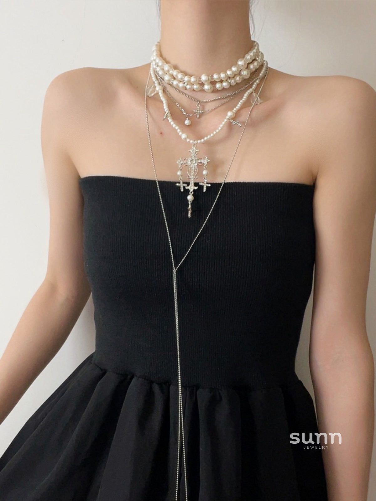 Pippa Layered Pearl Choker [HHVVDY1J]
