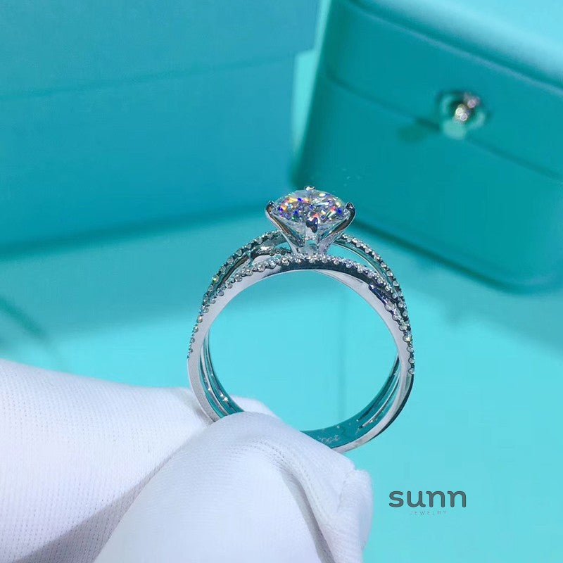 Polly Dazzling Moissanite Ring [FVTZPQA8]