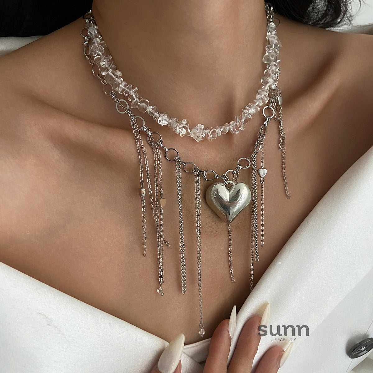Porter Pearl Cross Choker [RNILCCBO]