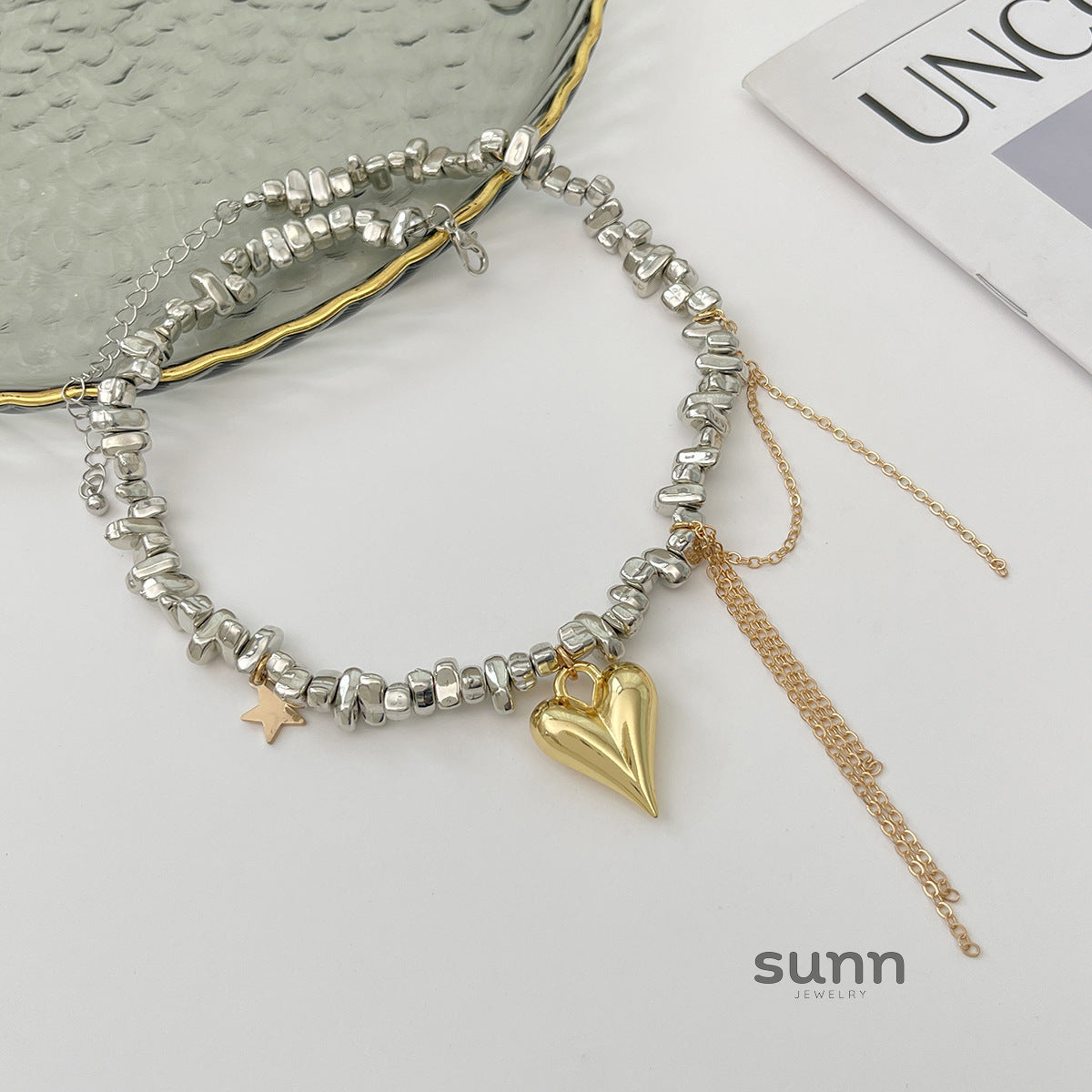 Porter Pearl Cross Choker [2982MEDT]