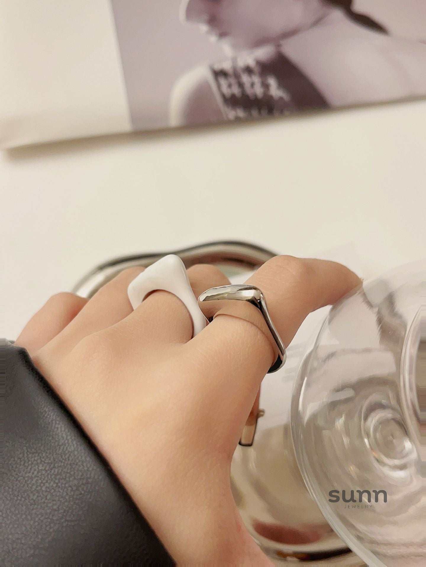 Porter Sculptural Enamel Ring [7B6562NG]