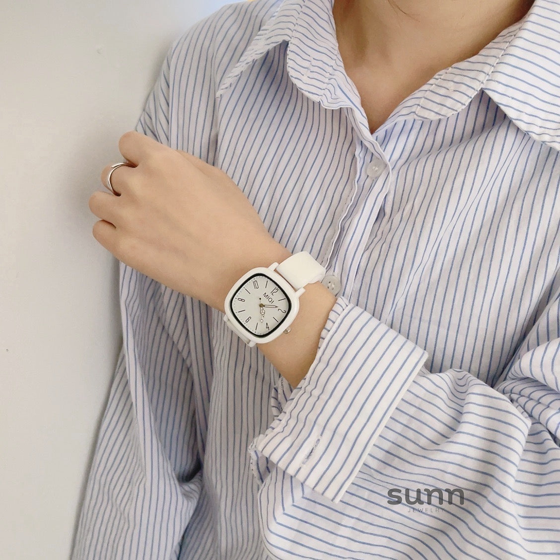 Porter Square Timepiece [GLKJFBDF]