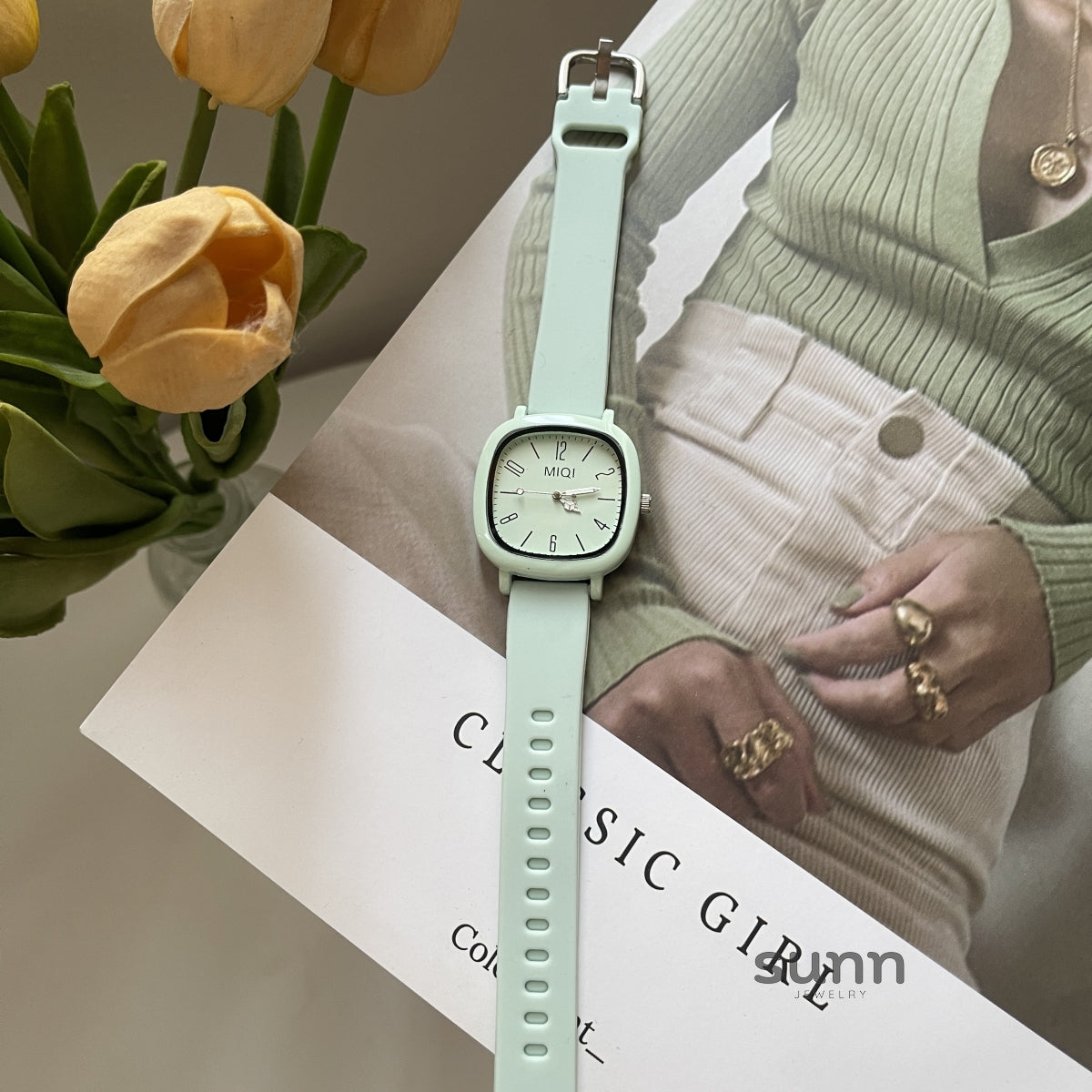 Porter Square Timepiece [KE1AZCM0]