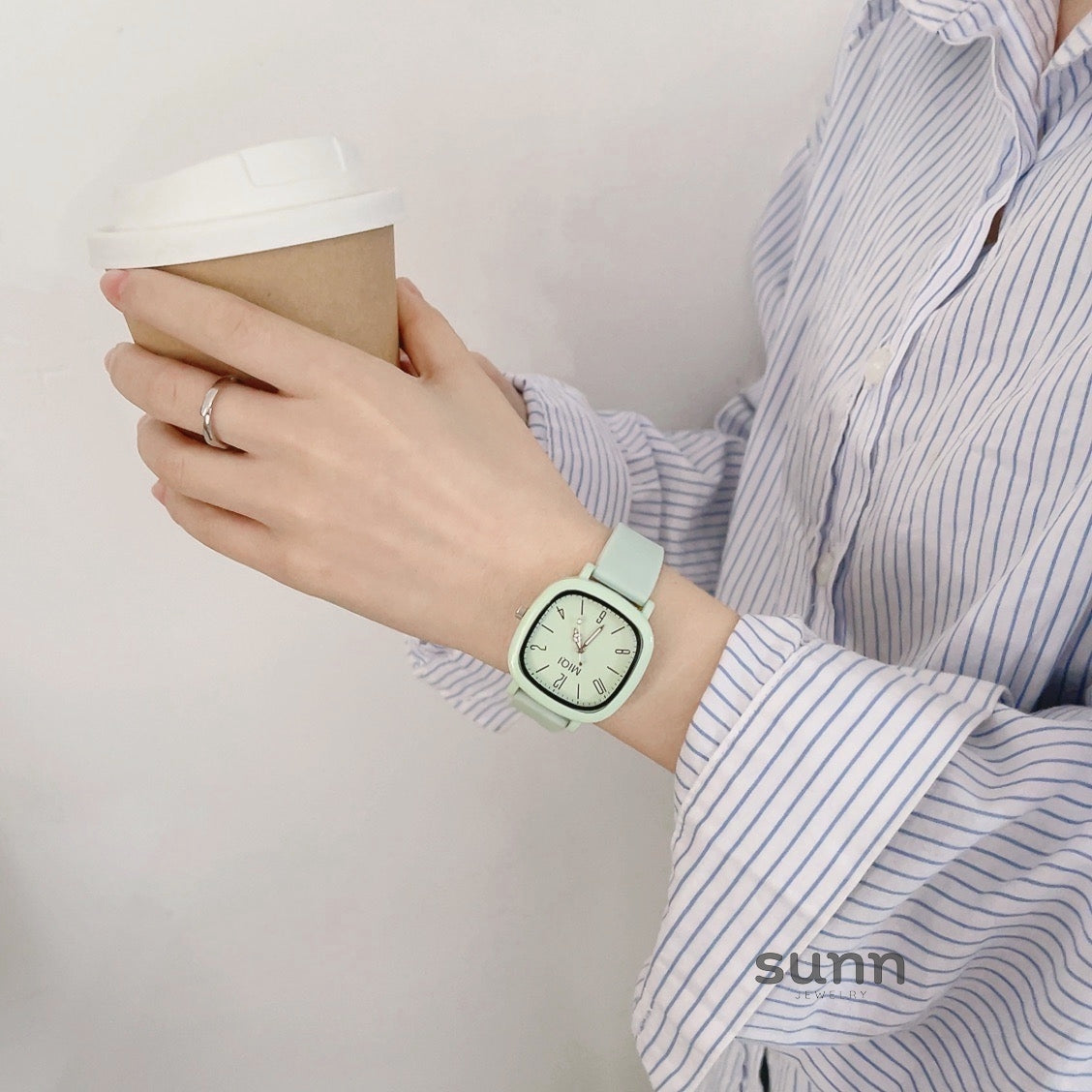 Porter Square Timepiece [LHTTFZ2G]