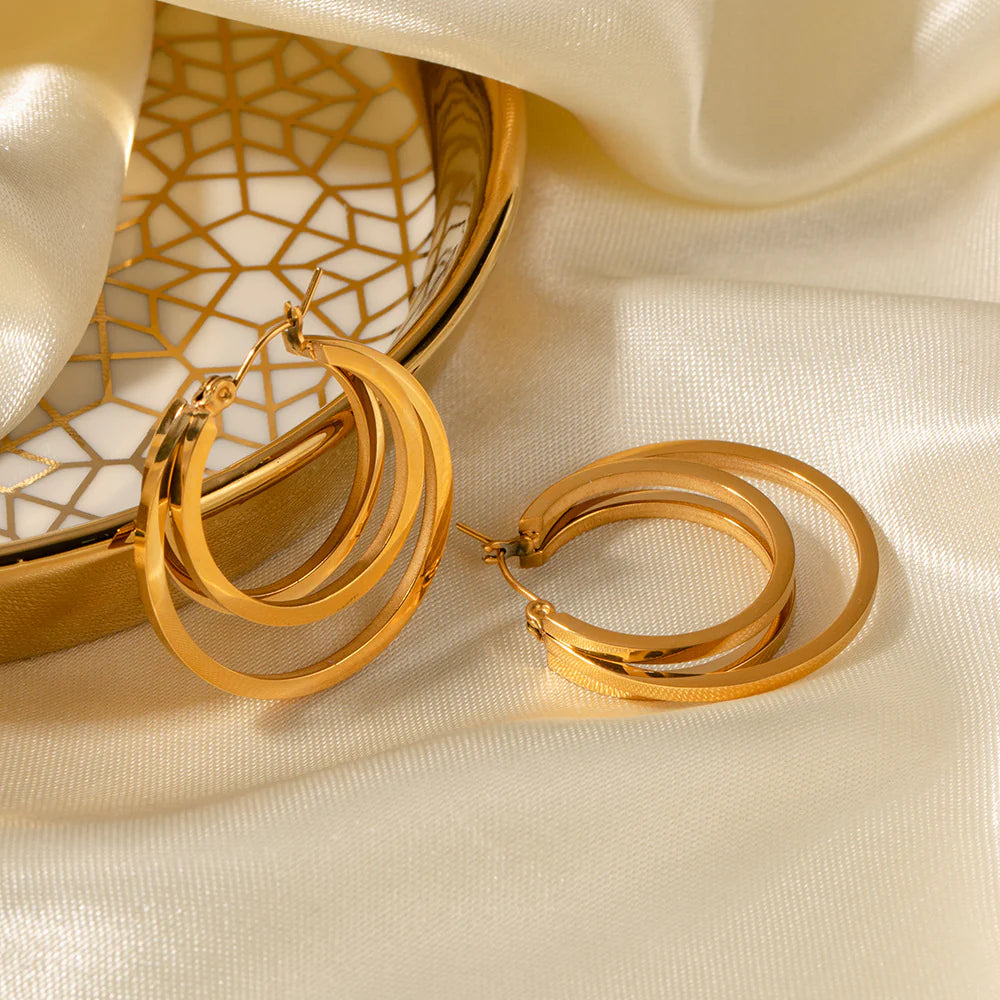 Posey Sleek Double-Layer Hoops