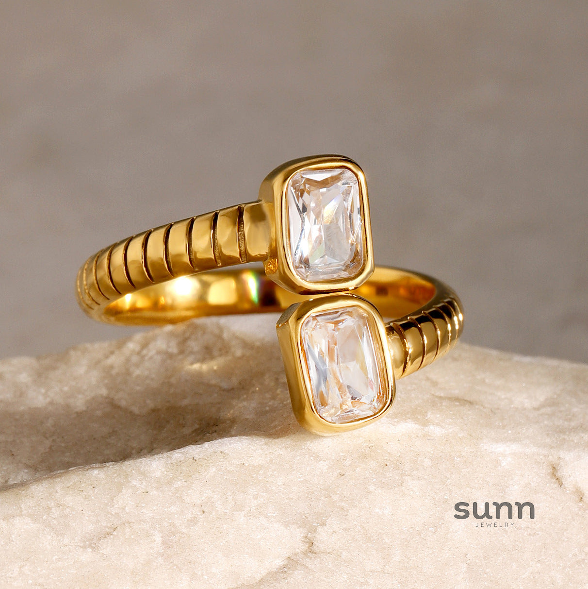 Precious Zircon Open Ring [DAW48F94]