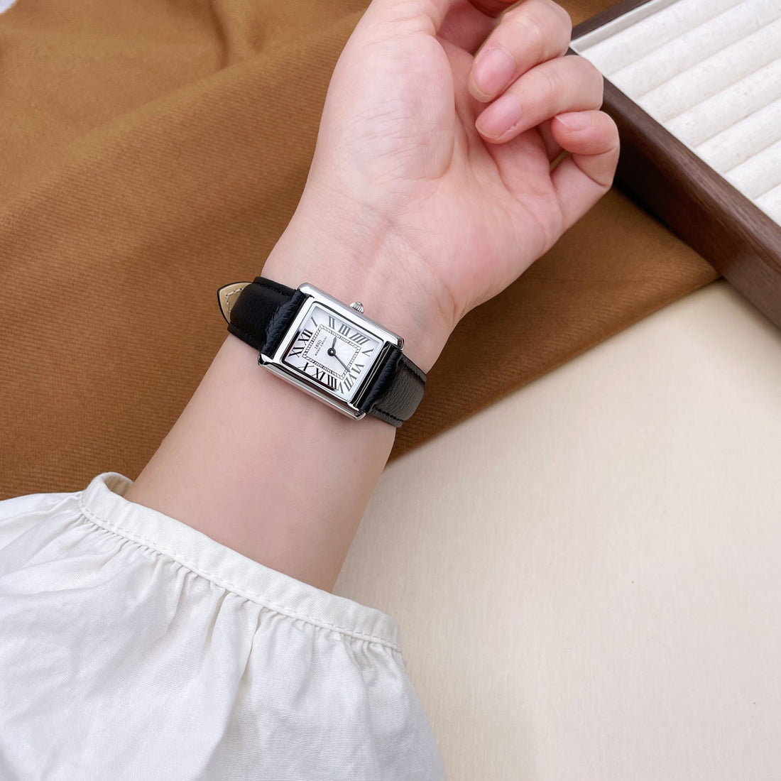 Priscila Elegant Square Watch