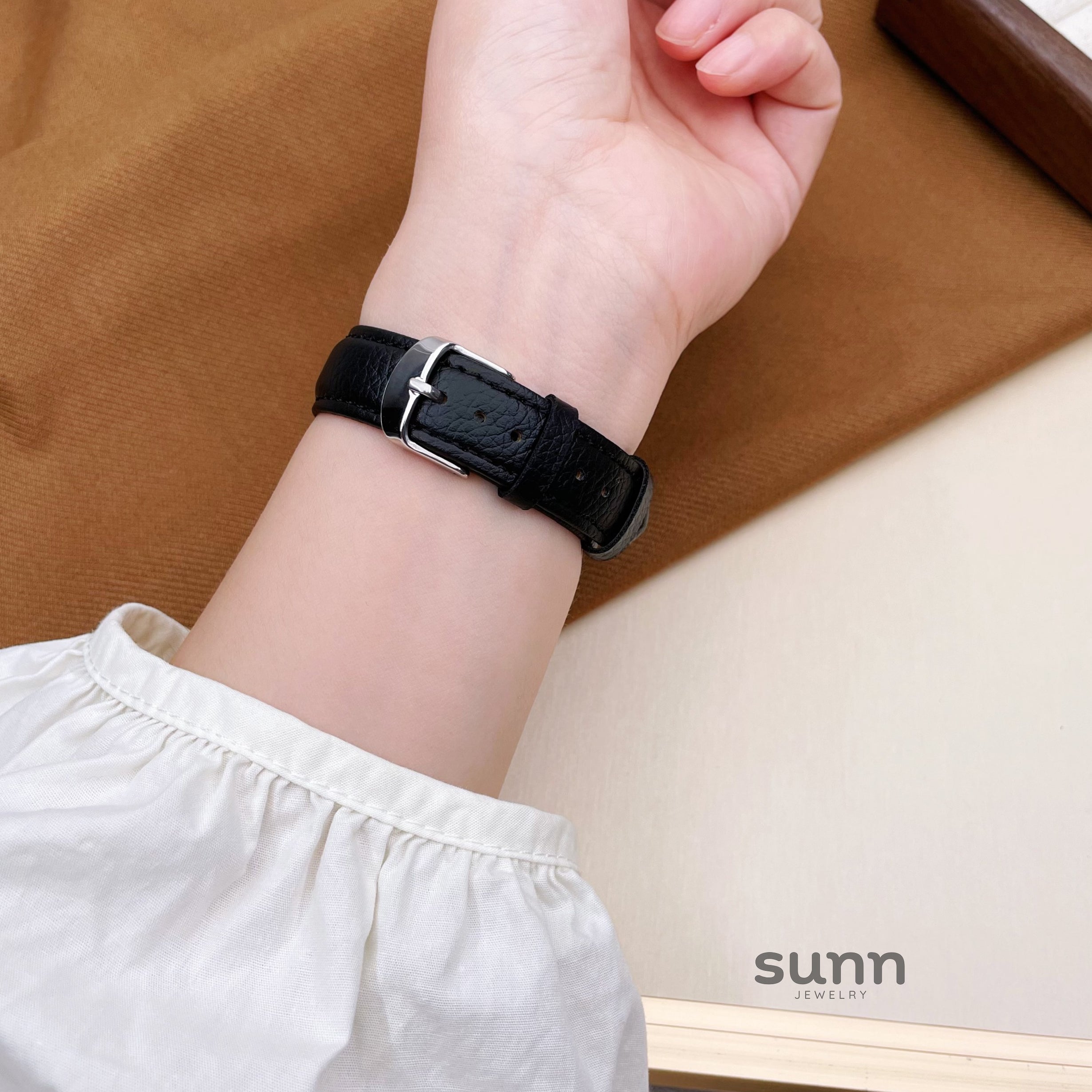 Priscila Elegant Square Watch