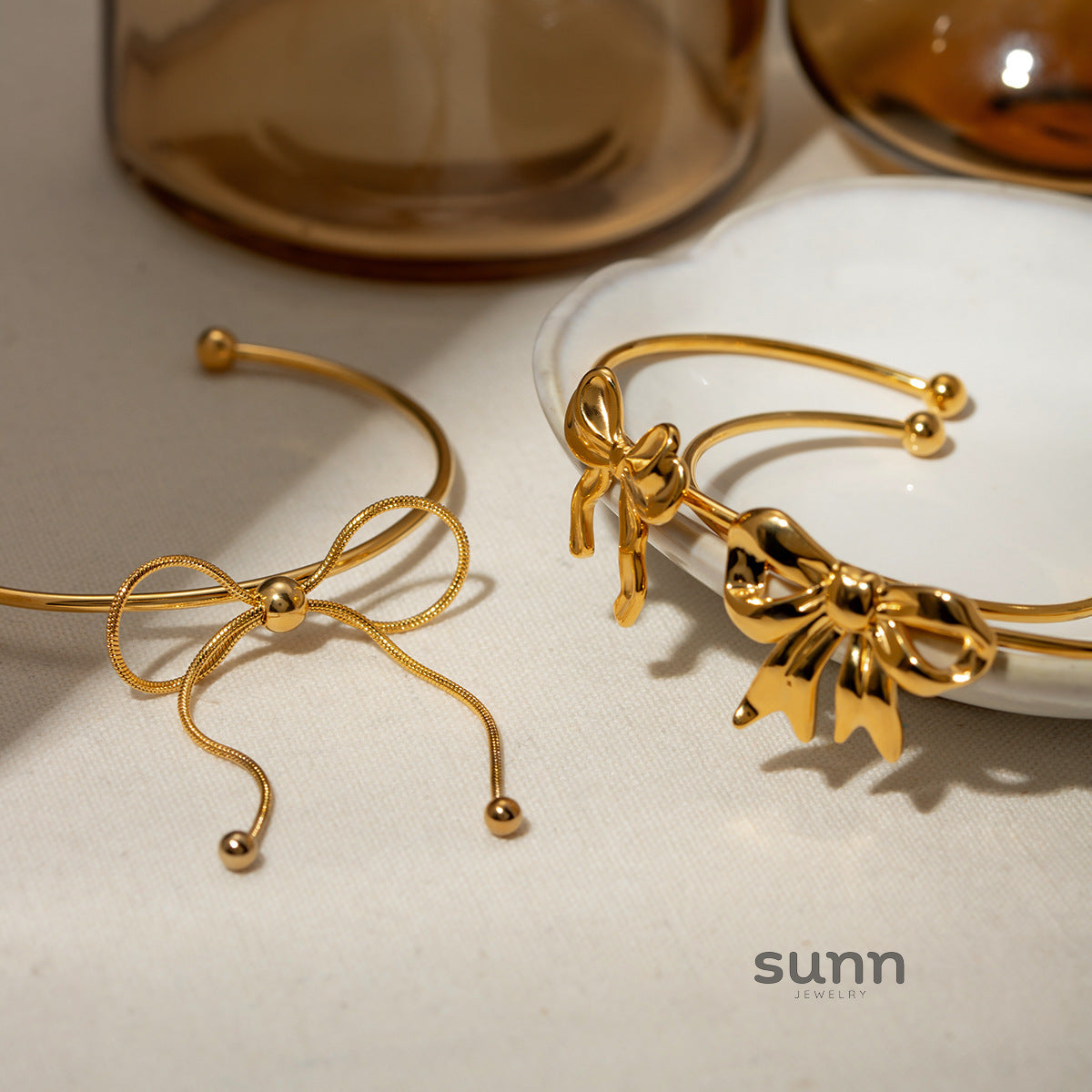 Priscila Sculptural Gold Earrings [QD69GT6L]
