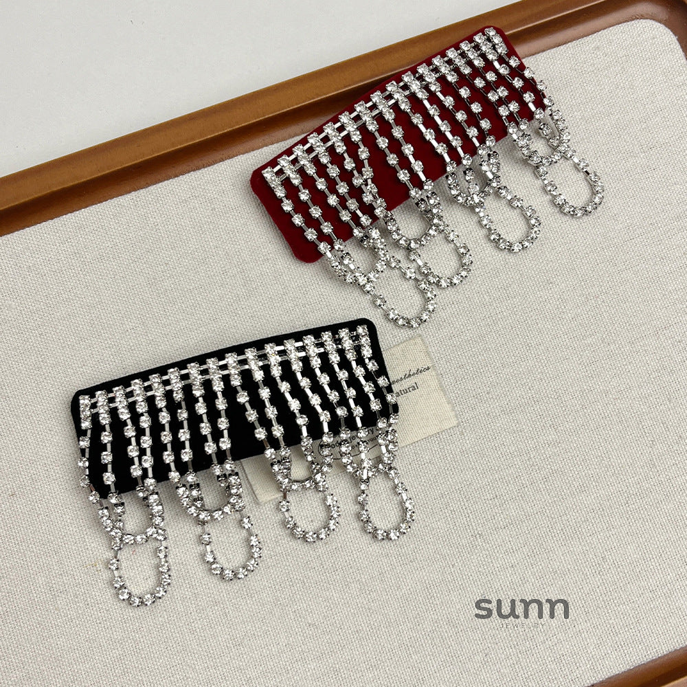 Priscilla Regal Embellished Hair Clip [3SS8B4ZT]