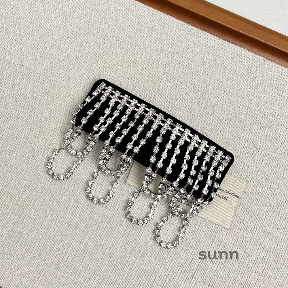 Priscilla Regal Embellished Hair Clip [YBTI35D7]
