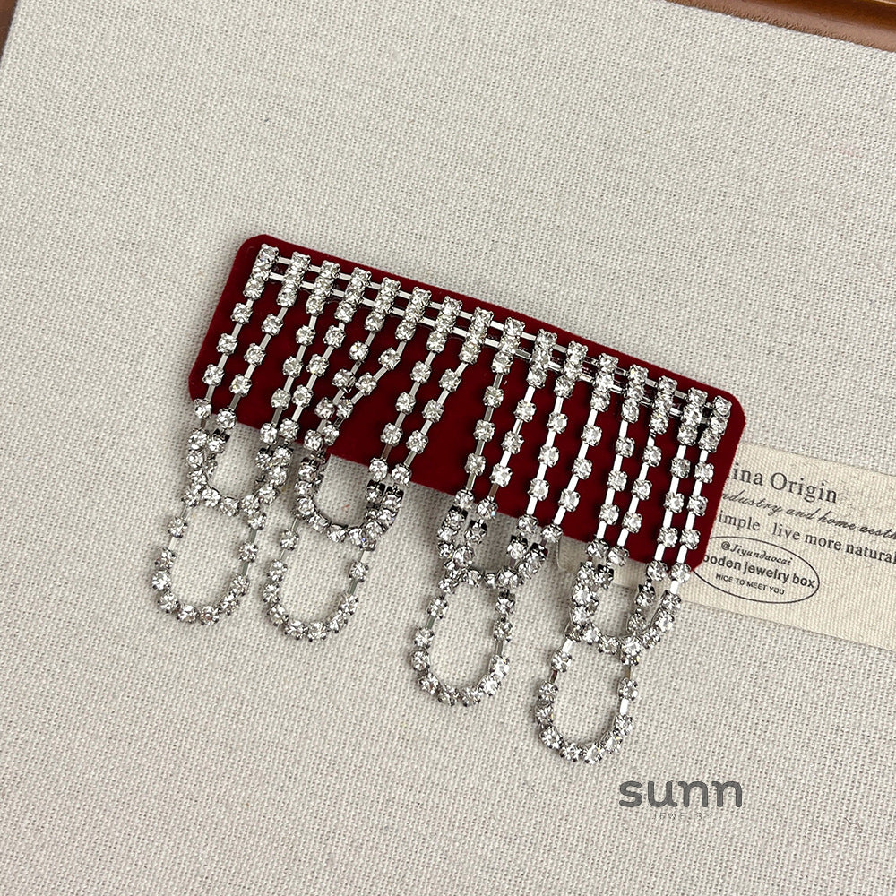 Priscilla Regal Embellished Hair Clip [5ZVELJEI]