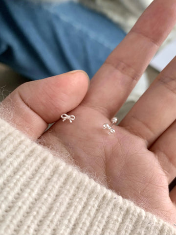 Prisha Mini Bow Stud Earrings