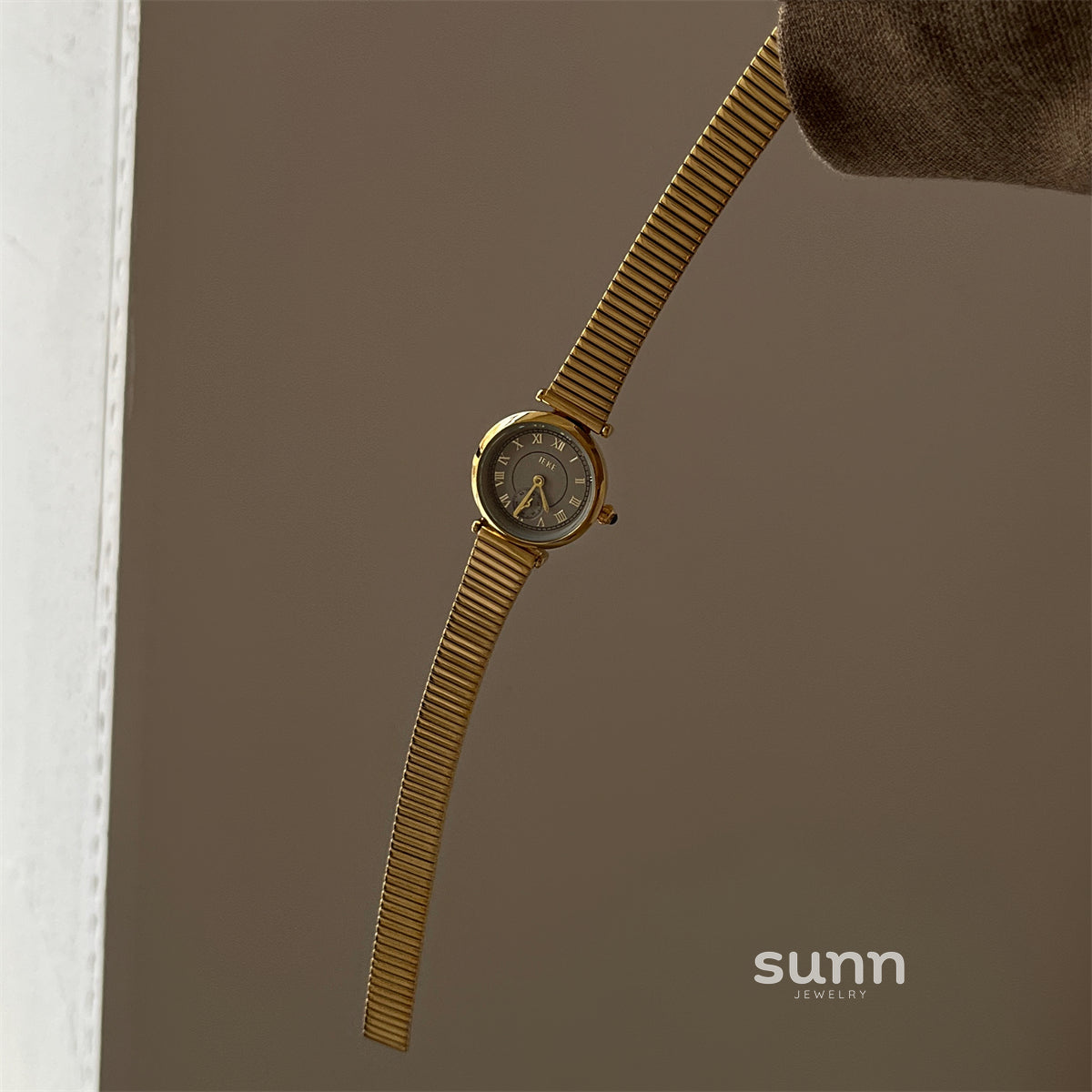 Prudence Elegant Bracelet Watch [92CMU3WK]