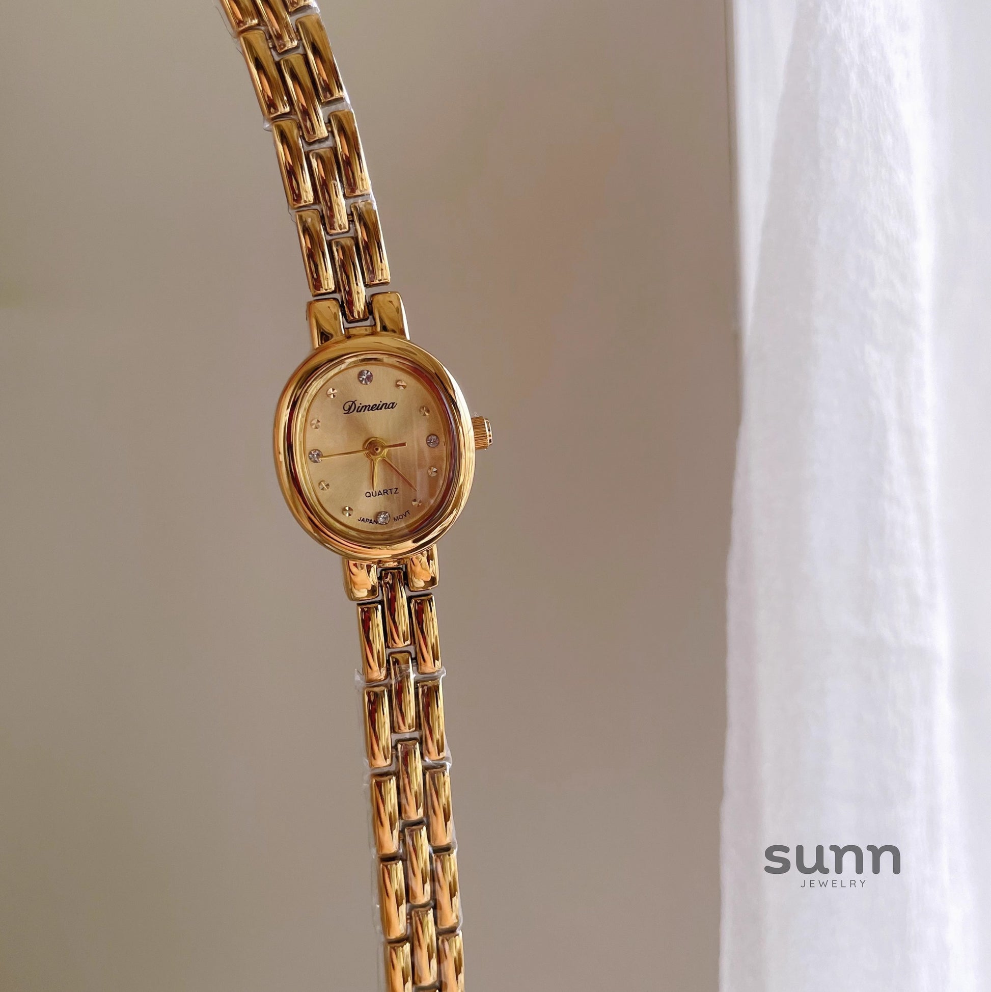 Queena Exquisite Oval Watch [6BETT2OF]