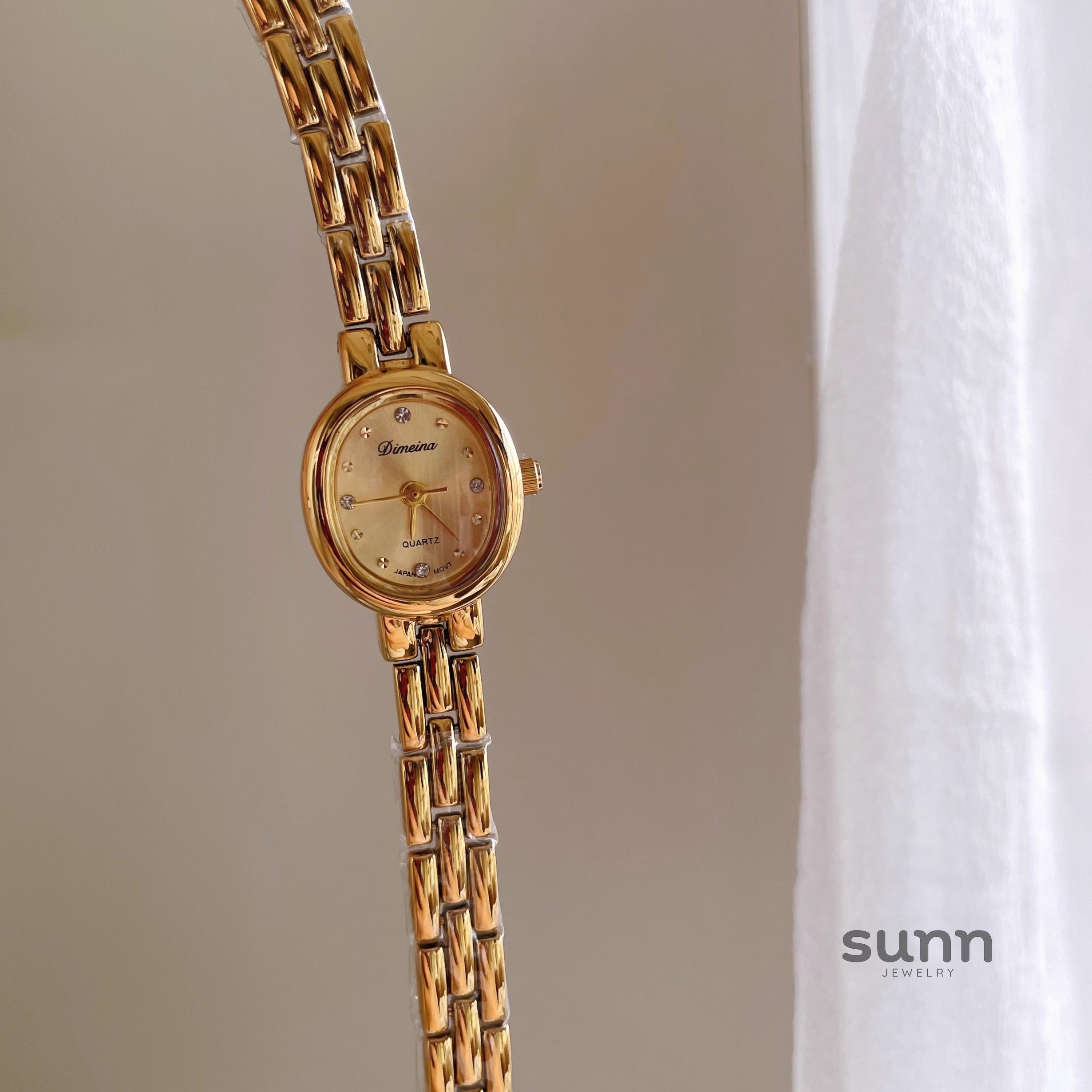 Queena Exquisite Oval Watch [6BETT2OF]