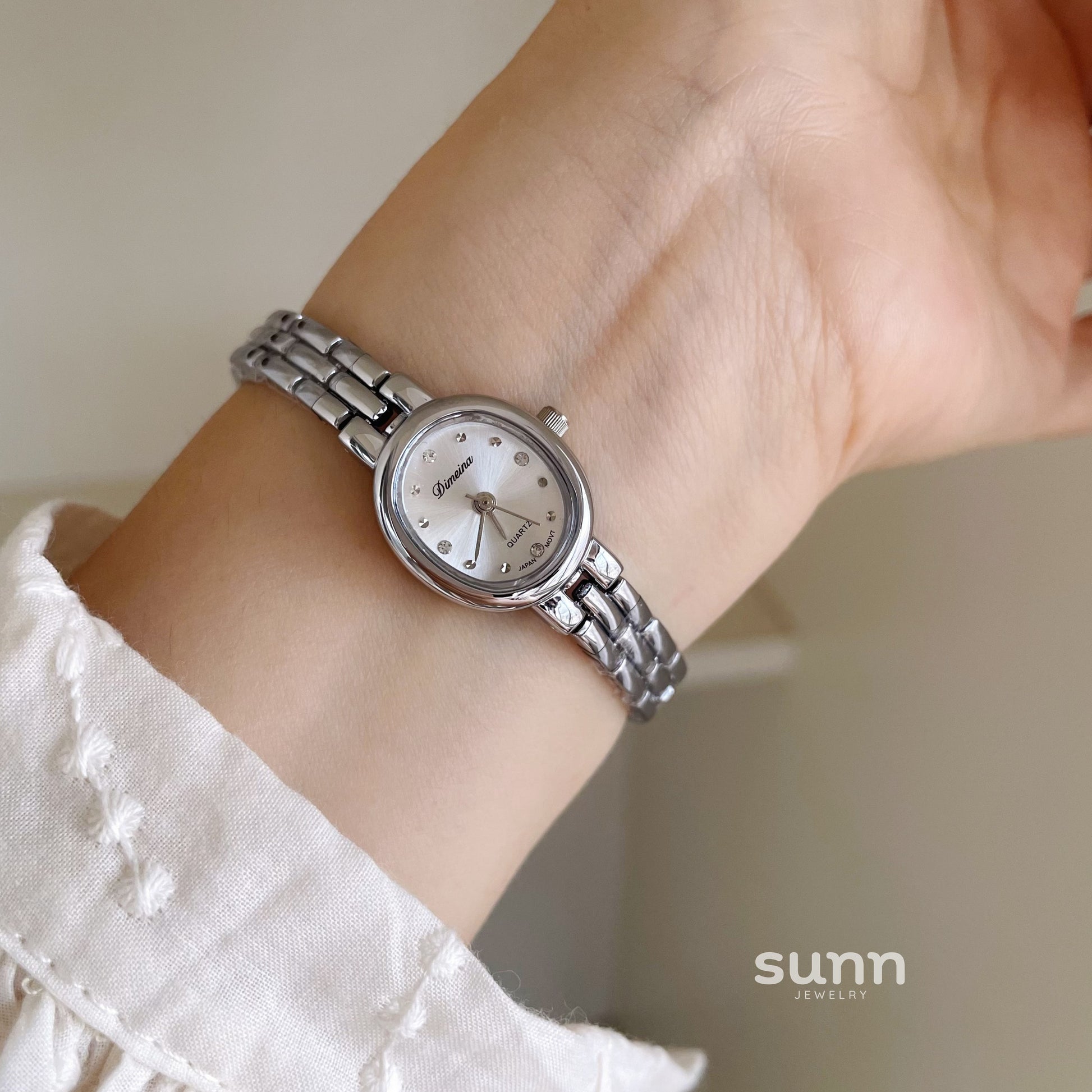 Queena Exquisite Oval Watch [P7DPFMRH]
