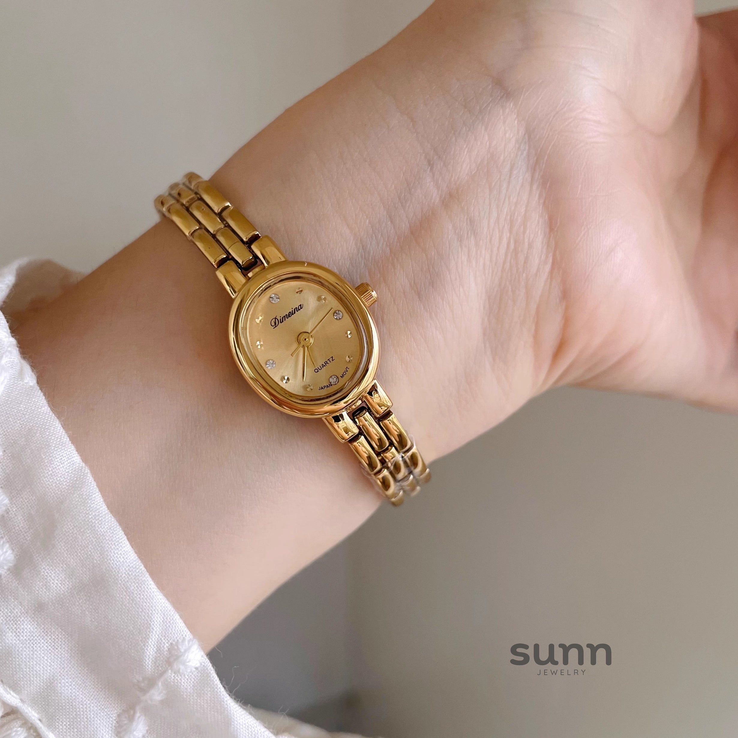 Queena Exquisite Oval Watch [Y978N40H]