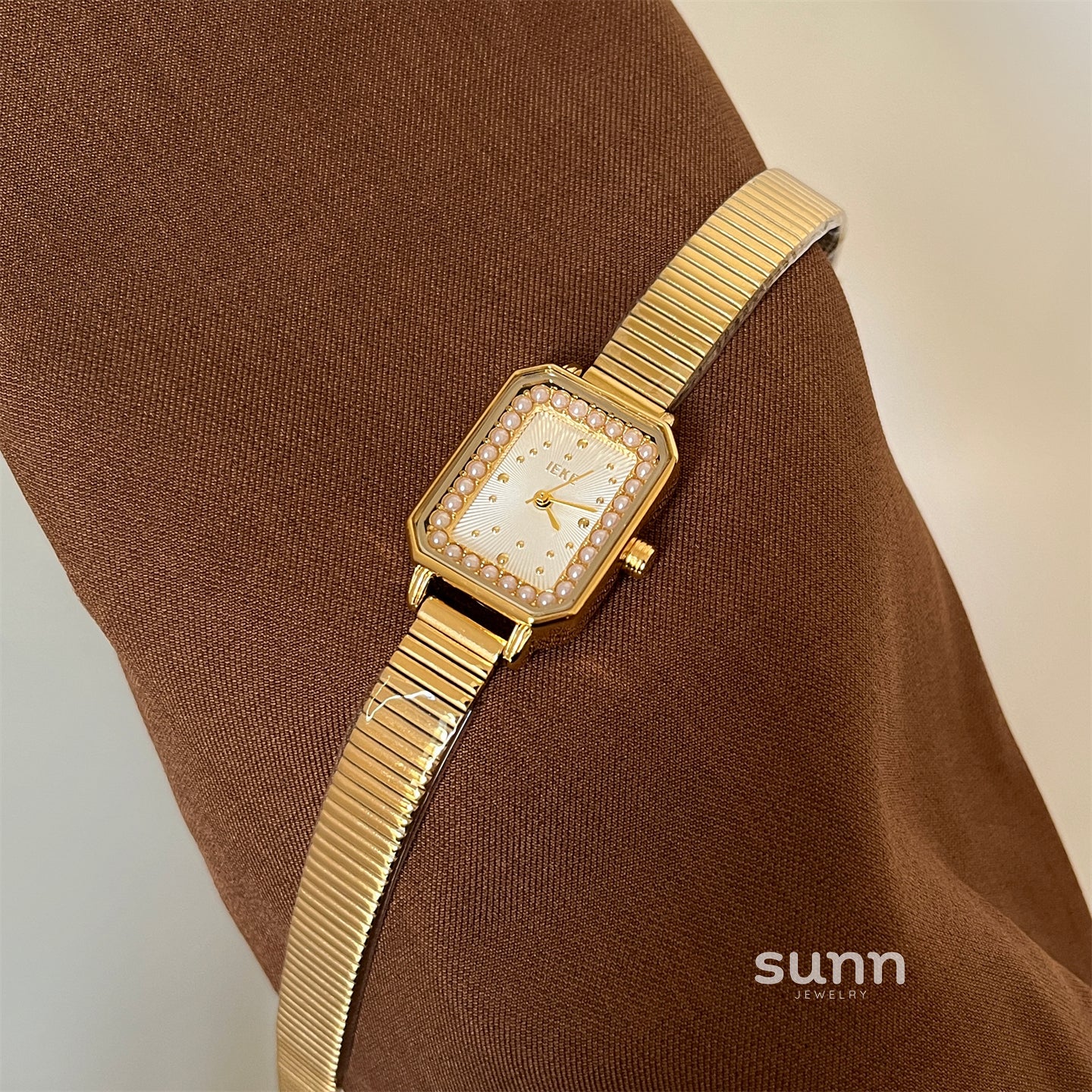 Quinley Pearl Square Watch [J1OUEQOE]