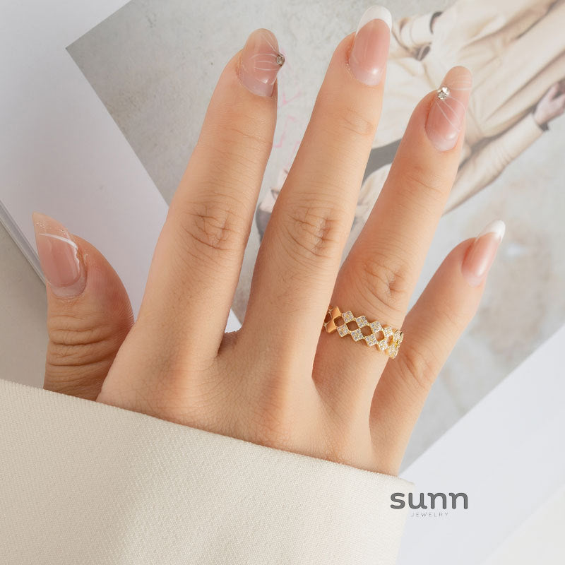Quinnlyn Double Layer Zircon Ring [88HPFLF8]