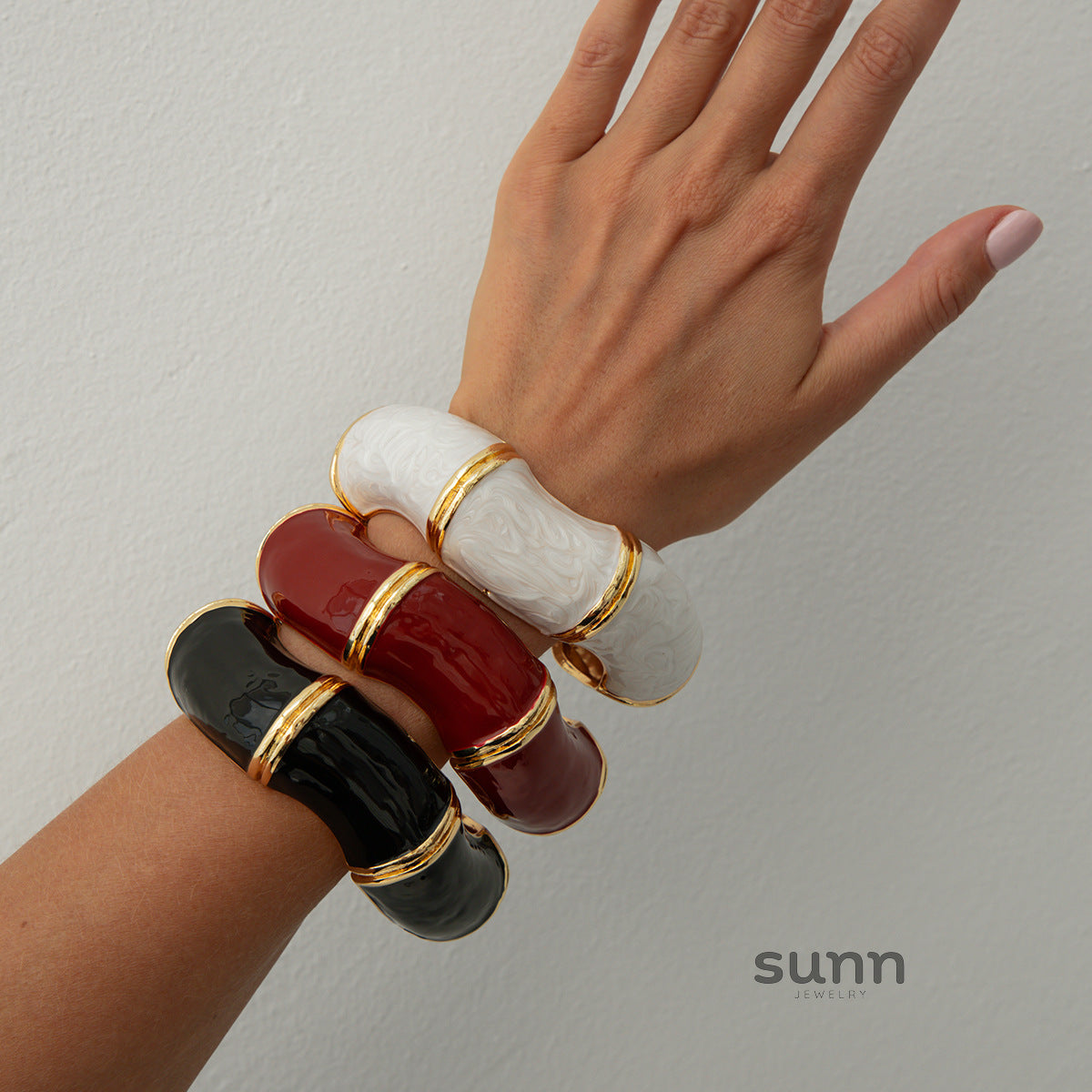 Rachell Epoxy Cuff Bracelet [SWKM7TS0]