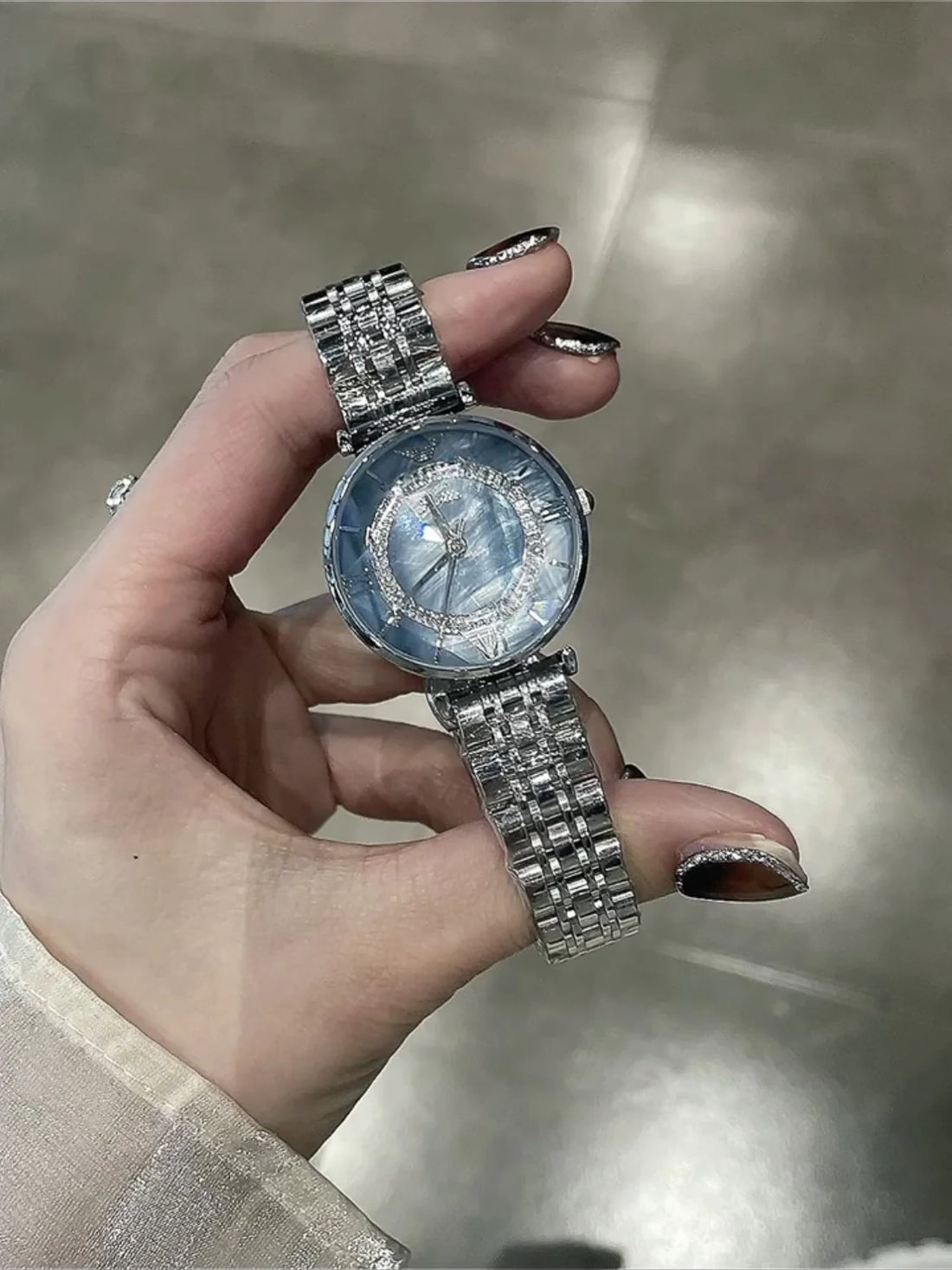 Raegen Crystal Wrist Watch