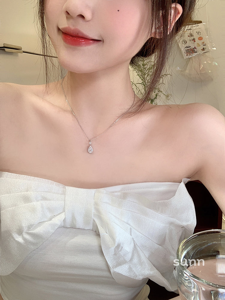 Raeleigh Silver Teardrop Necklace [RR5GRJCO]