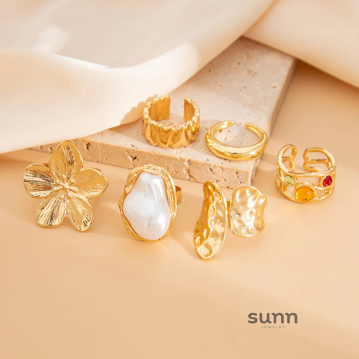 Rahma Baroque Pearl Ring Set