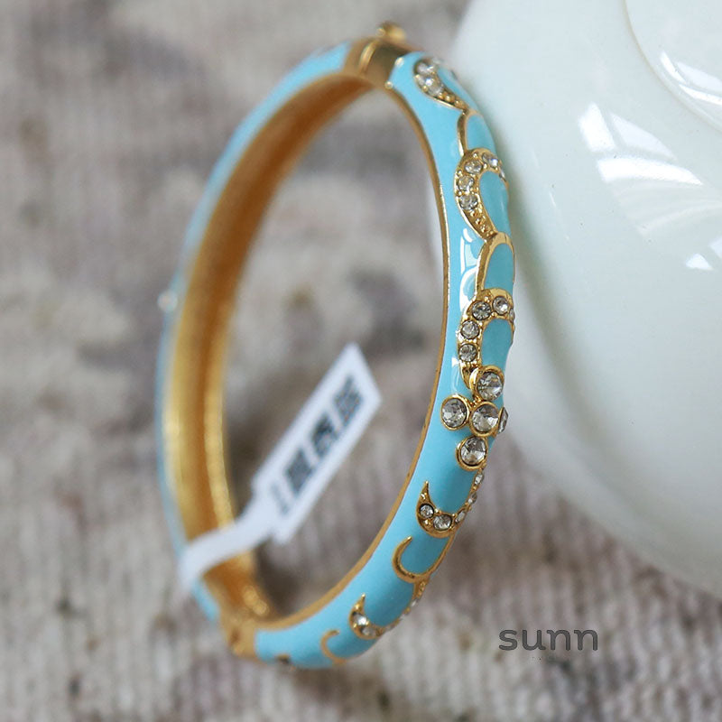 Railynn Cloisonne Floral Bracelet [KPY20P4H]