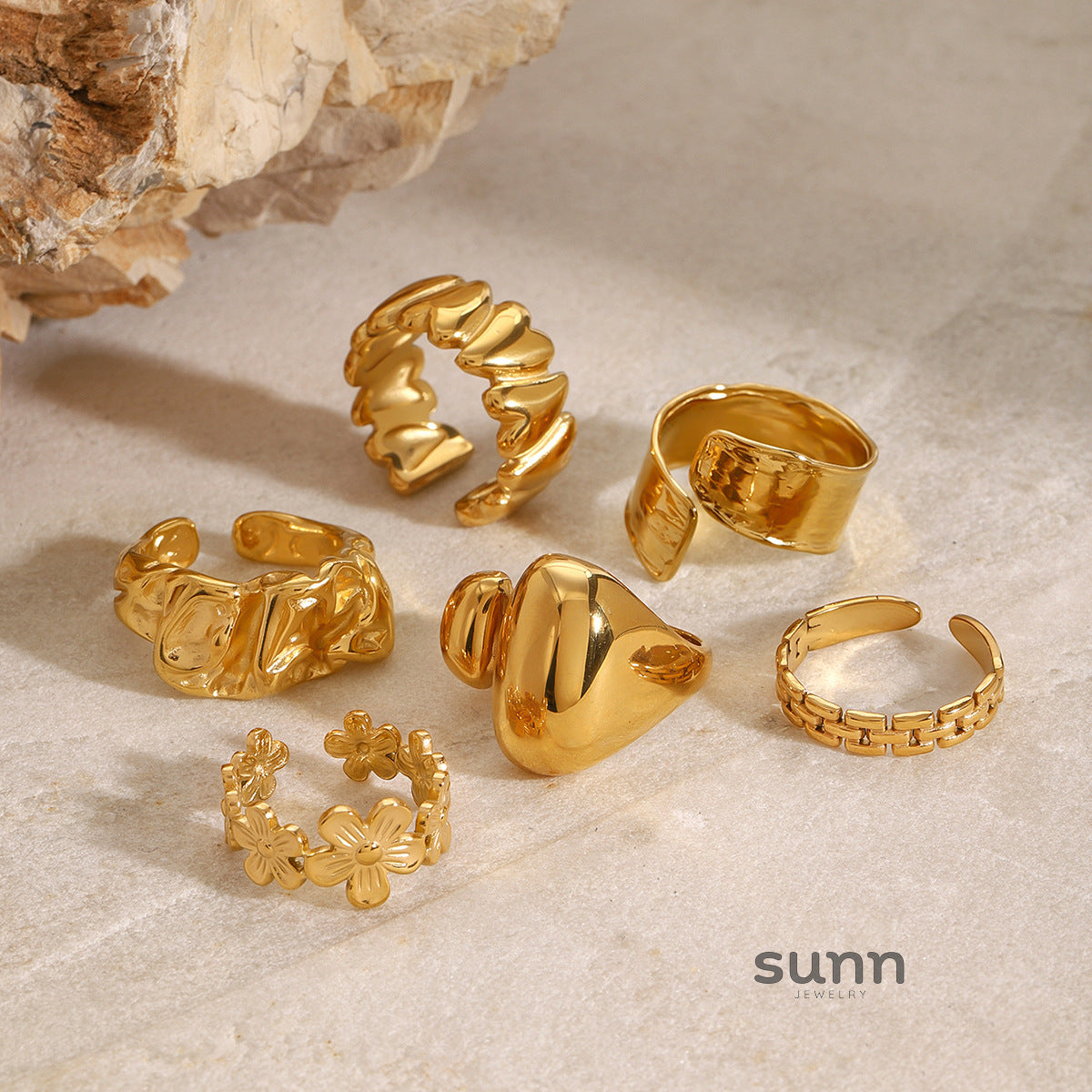 Raizy Retro Titanium Rings [JXX5MD2I]