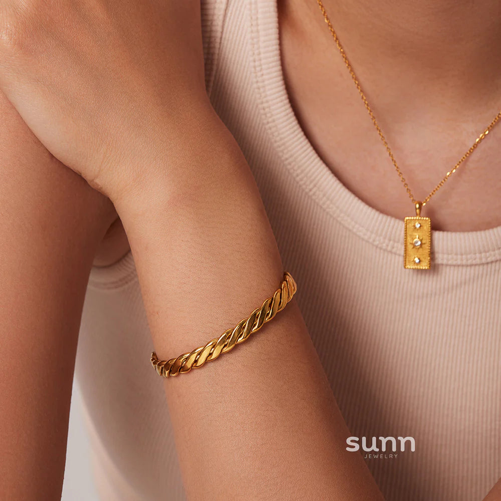 Rana Gold Cuban Bracelet