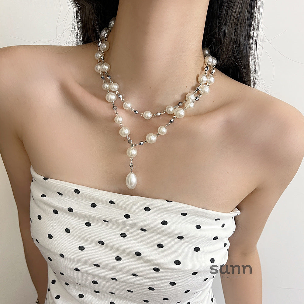 Rana Layered Pearl Drop Necklace [WLL7J5VO]