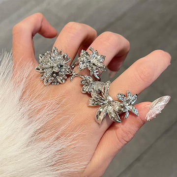 Raneem Metal Bloom Ring [OT8F5L6T]