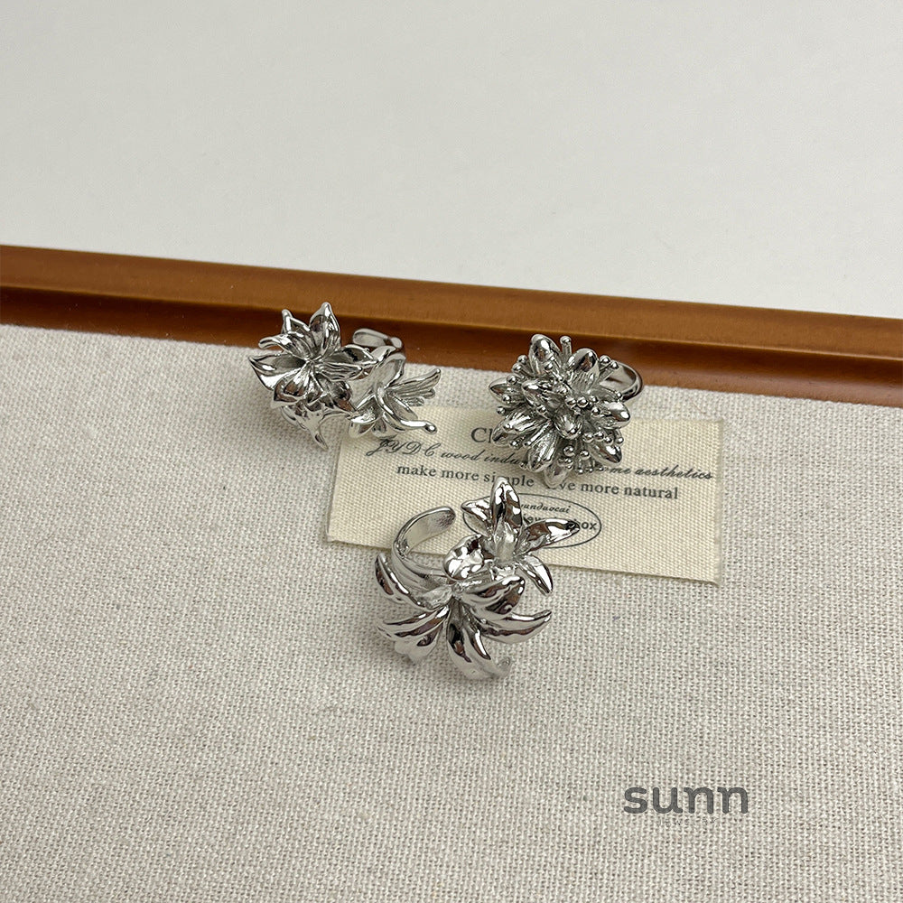 Raneem Metal Bloom Ring [JMB64XXE]