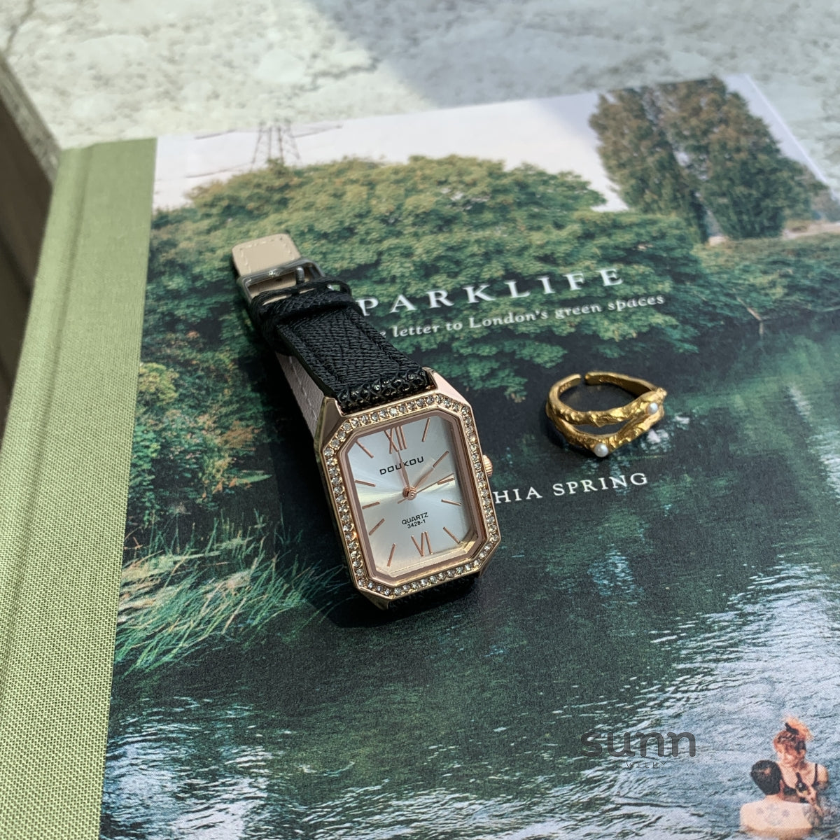 Raniya Elegant Square Strap Watch [VQYLBKNS]