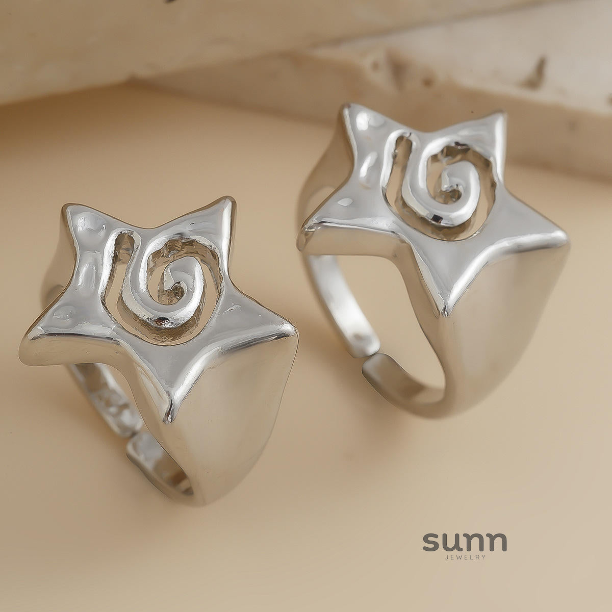 Raniyah Celestial Ring Set [VST4BS90]