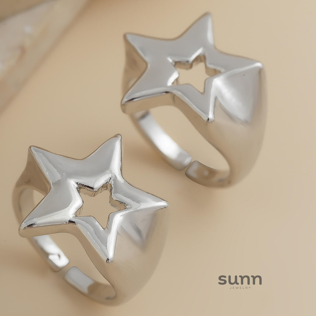 Raniyah Celestial Ring Set [MQ0UG1NN]
