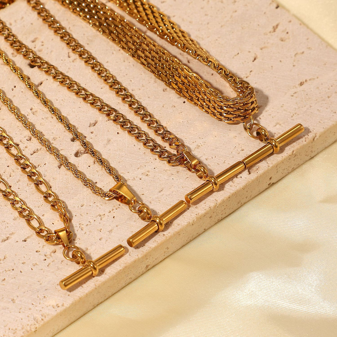 Rayla Chunky Chain Necklace [DK4UXFOT]