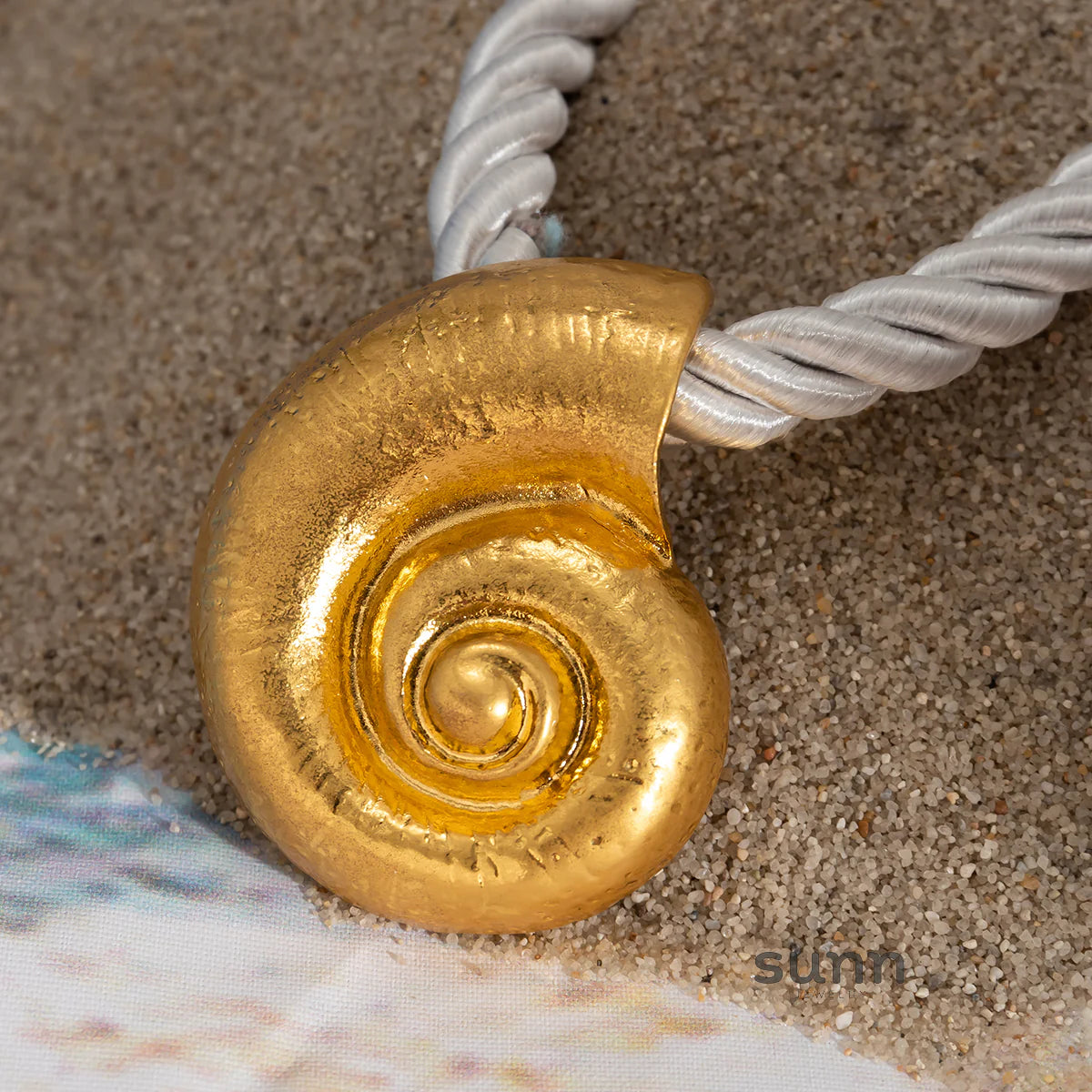 Rayla Seashell Rope Necklace