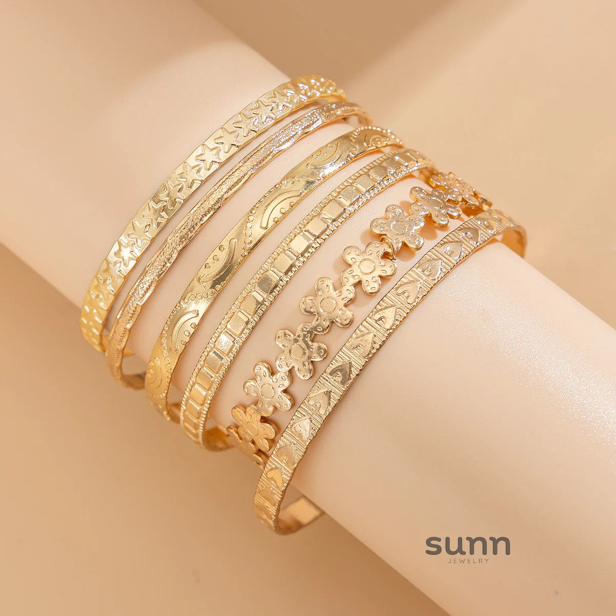 Raylee Layered Floral Heart Bracelets Set