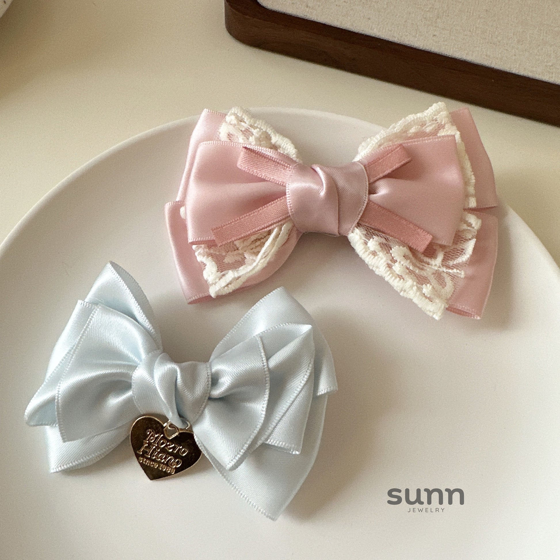 Rayleigh Lace Bow Hair Clip [6G683OEJ]