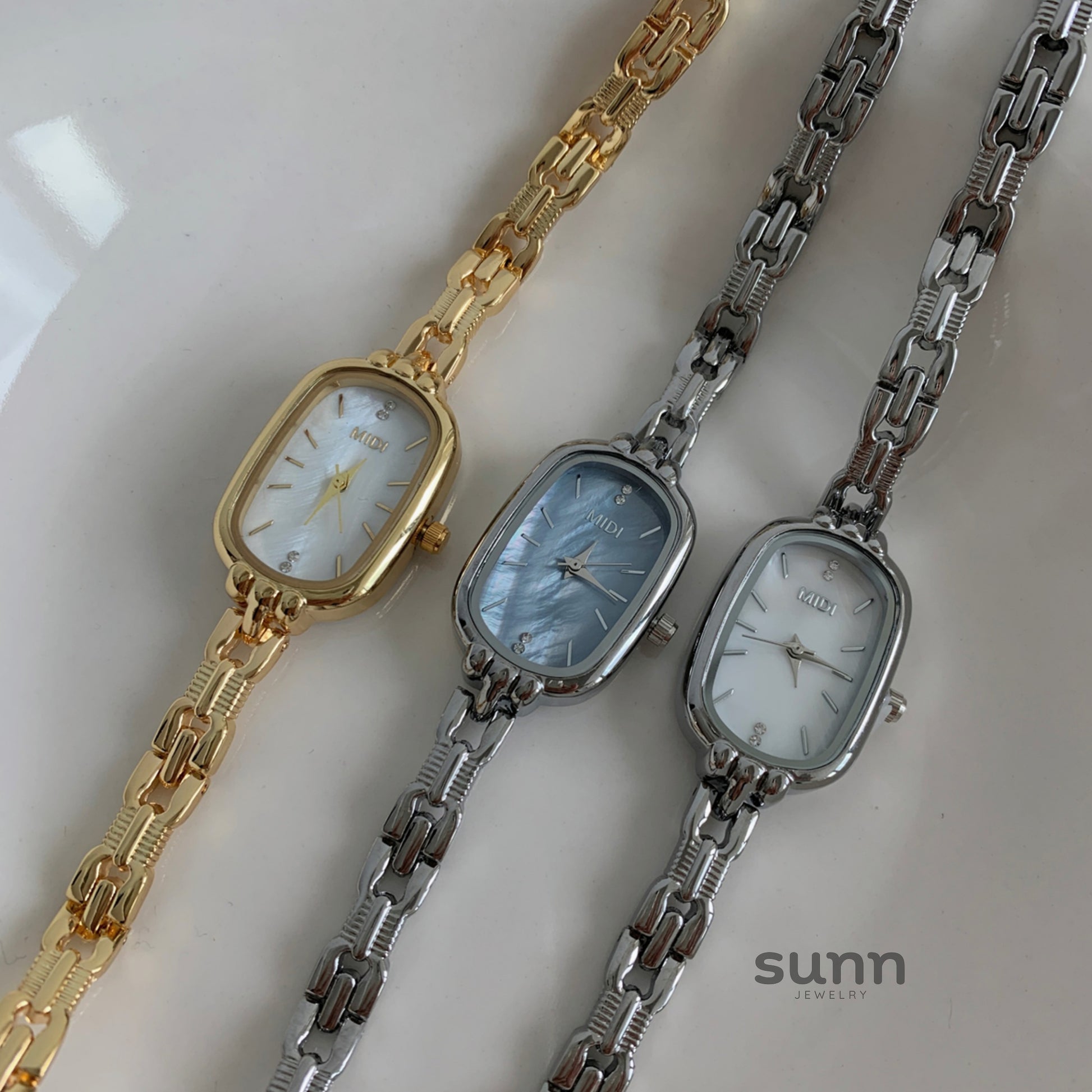 Raylynn Mother-Of-Pearl Bracelet Watch [WFGKY27O]