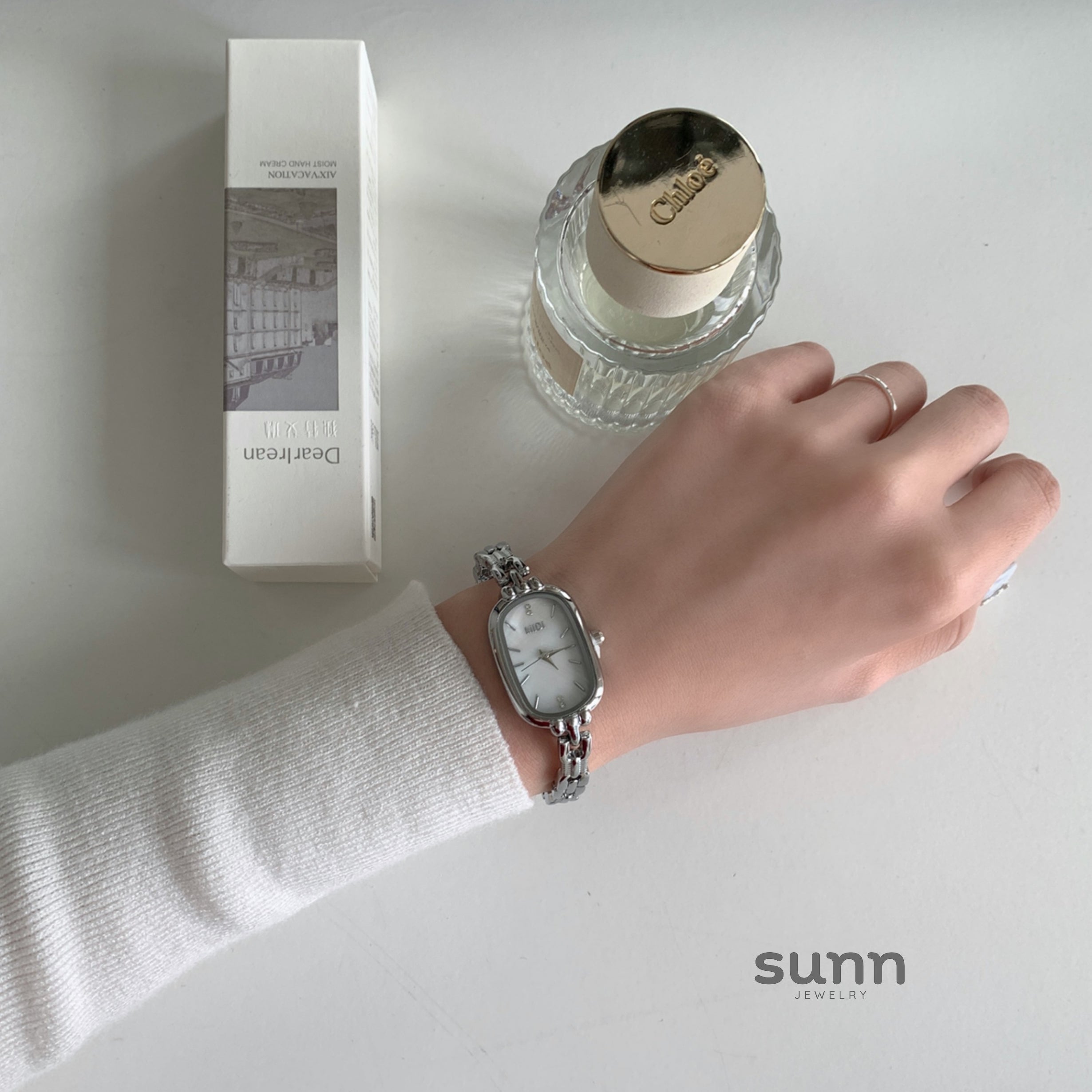 Raylynn Mother-Of-Pearl Bracelet Watch [GCGDJJP9]