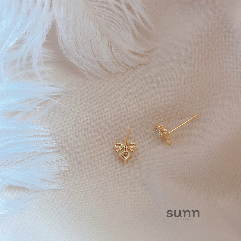 Raylynn Zircon Butterfly Studs [C0AF1SNG]