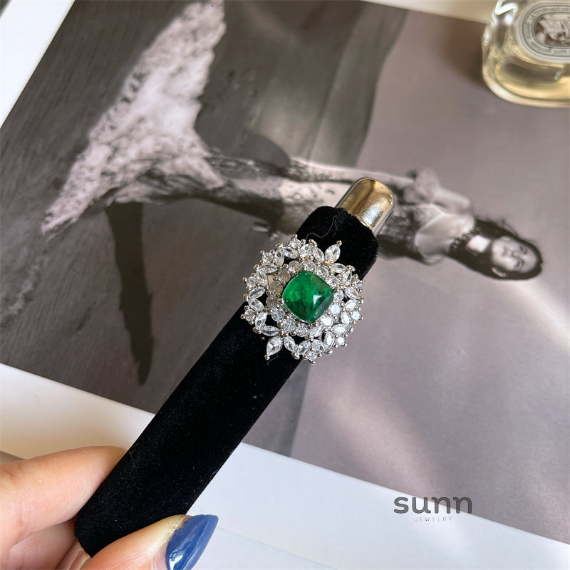 Razan Emerald Baroque Set [W2F33D8T]